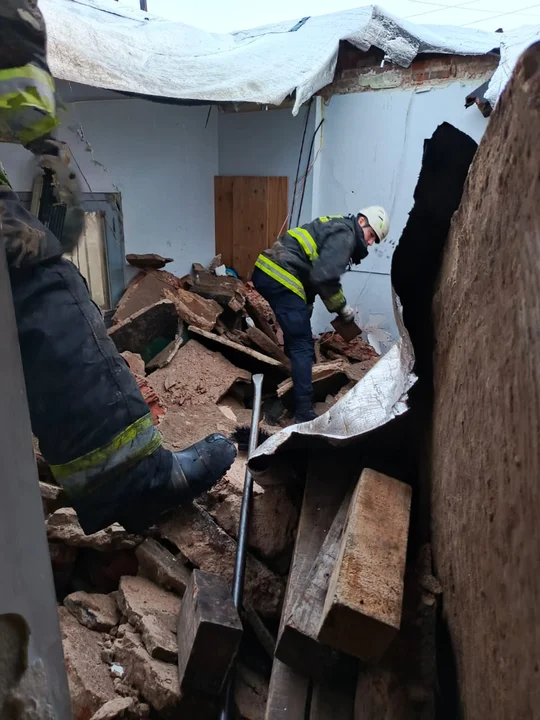 Temporal fatal en Rosario: una jubilada murió tras el derrumbe del techo de su casa